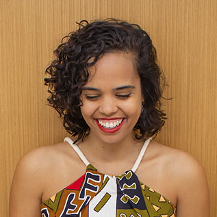 Thaís Emos
